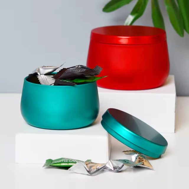Wholesale round tins (4)